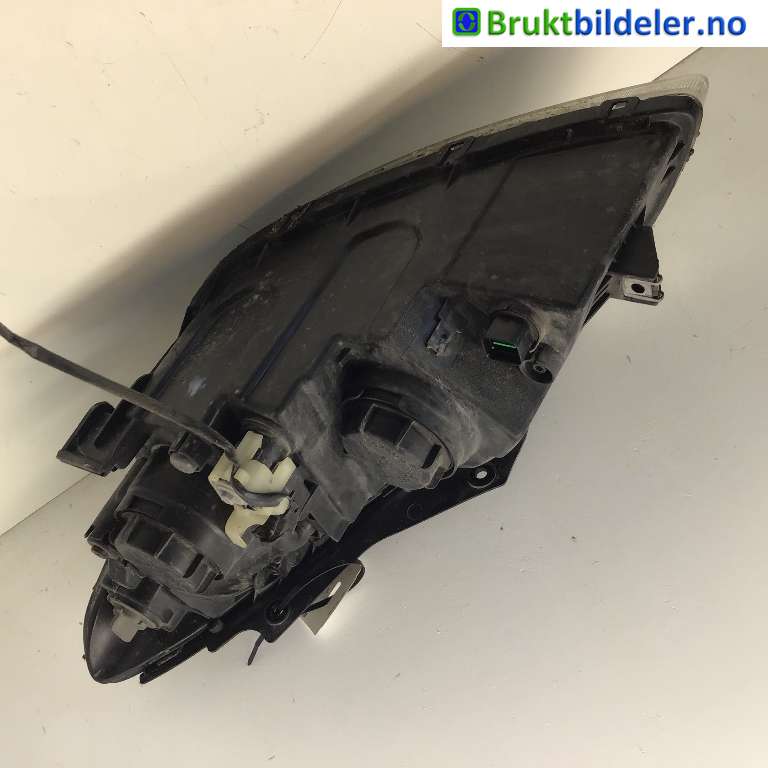 Frontlykt høyre halogen til Hyundai i30 2007-2012 (Type I)  (HYUNDAI|921022L020|)
