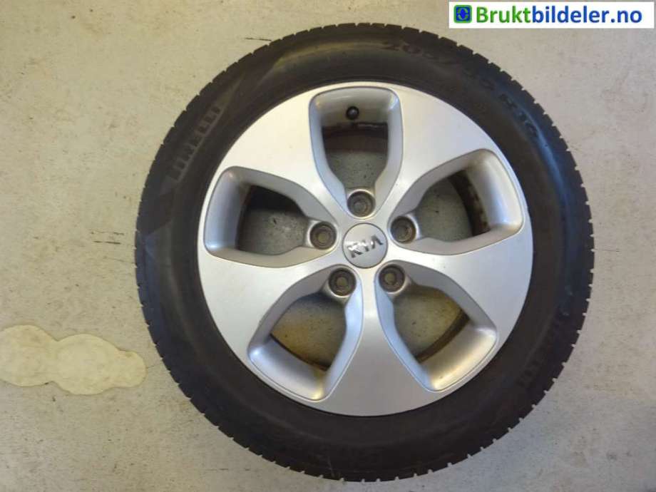 Hjulsett aluminium sommer til Kia e-Soul 2019-->> (Type III)  (KIA|PIRELLI|6.5JX16 ET48 5X114.3|52910-A4100)