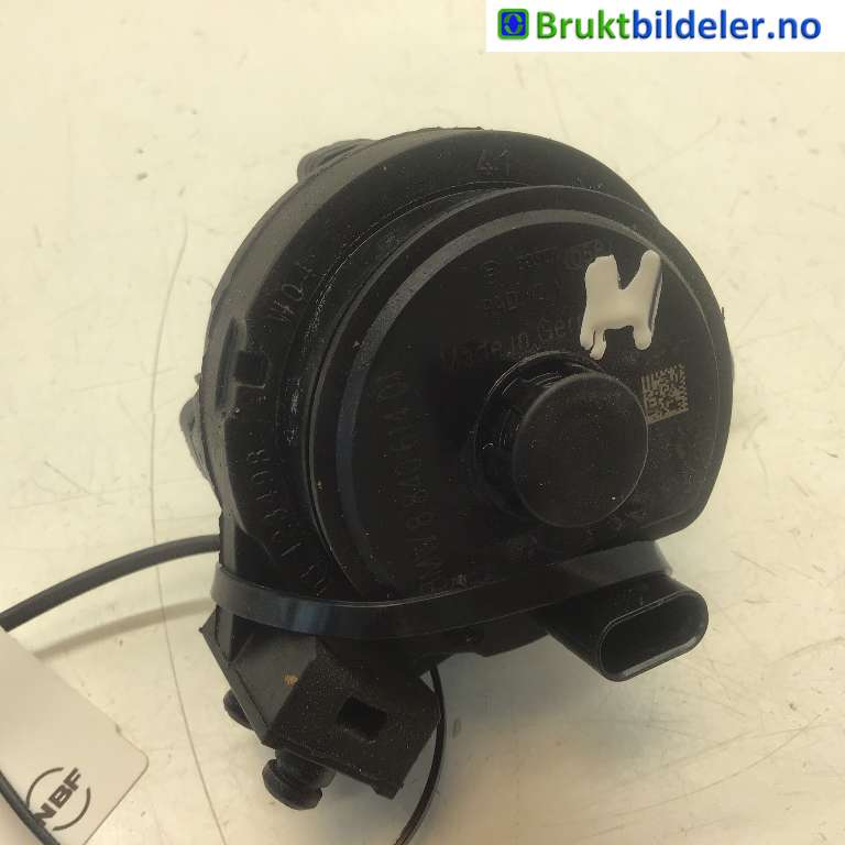 Sirkulasjonspumpe til BMW i4 2021-->> (G26) (G26) (BMW IX4|64 21 8 840 614|)