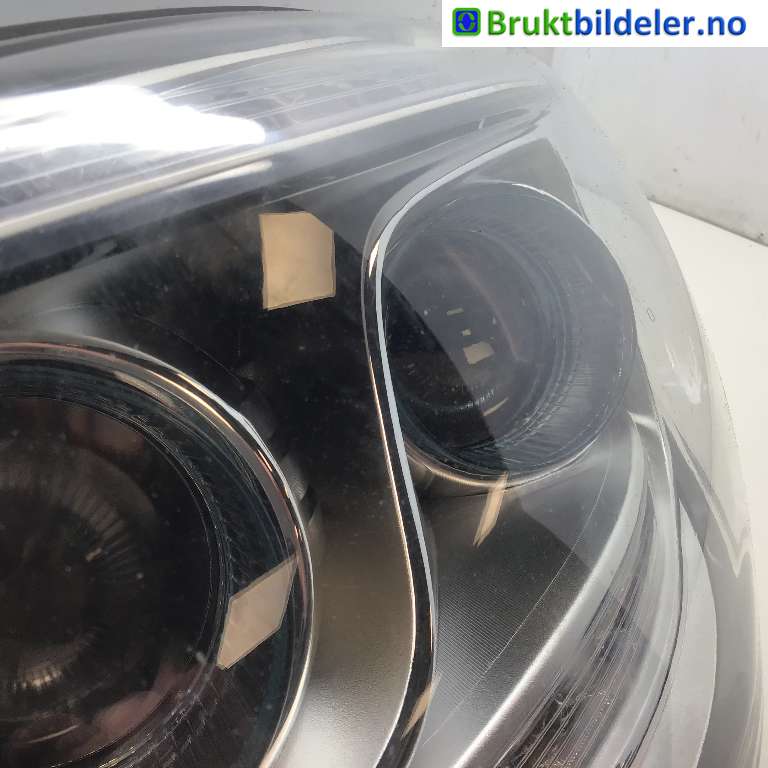 Frontlykt venstre halogen til Kia Soul 2014-2019 (Type II)  (KIA|92101E-40101D|)