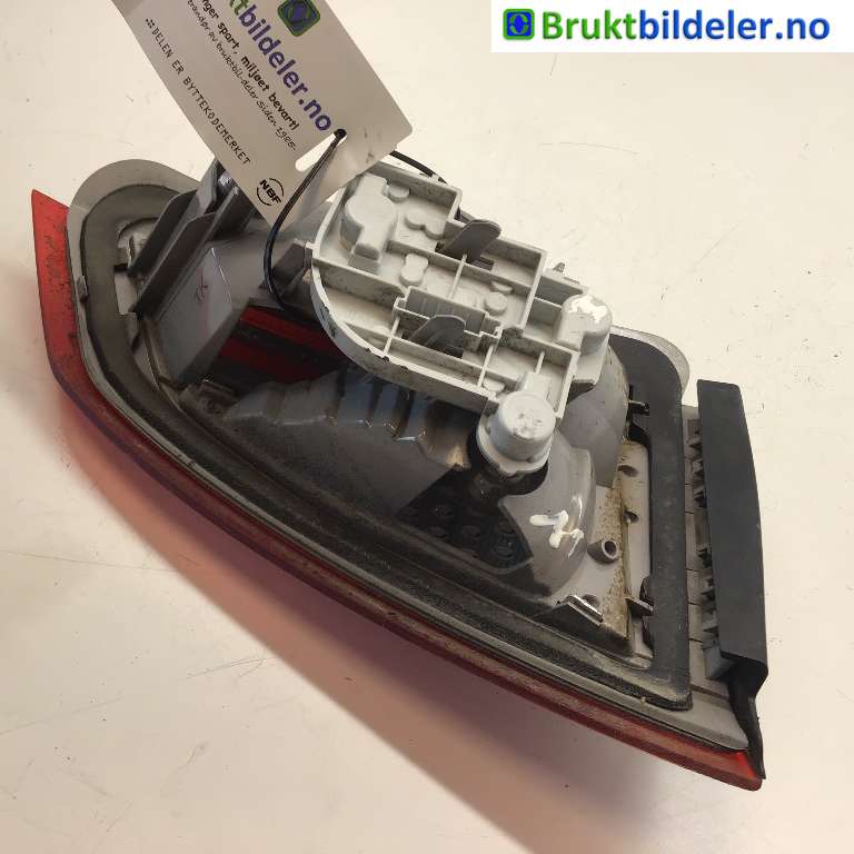 Baklykt høyre indre til Ford Mondeo 2007-2010 (Type IV, Fase 1)  (FORD|7S71-13A602-PF|)