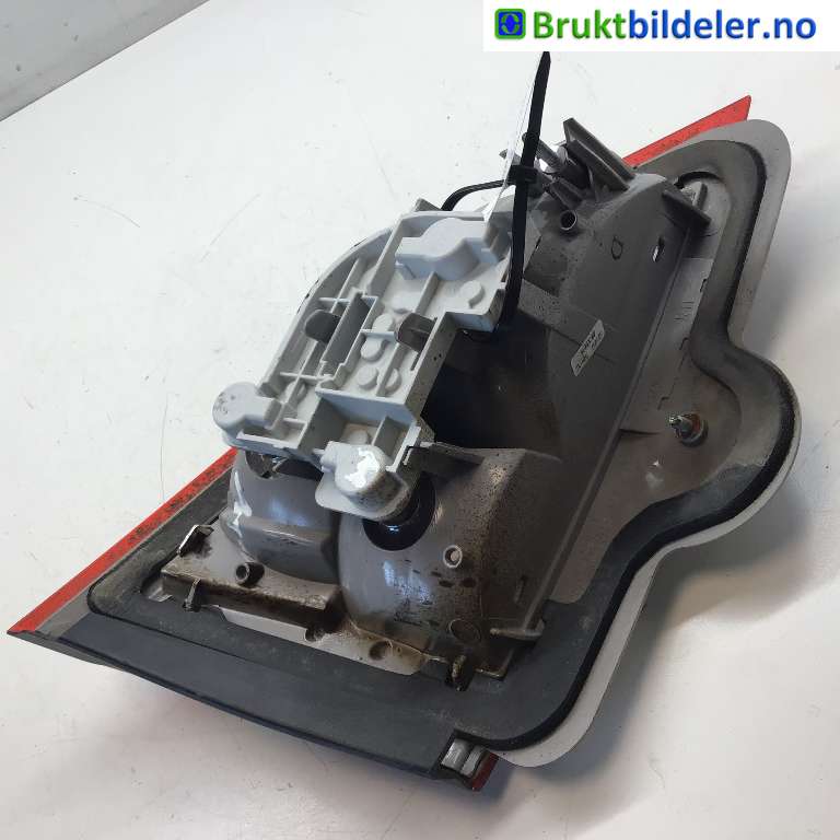 Baklykt høyre indre til Ford Mondeo 2007-2010 (Type IV, Fase 1)  (FORD|7S71-13A602-PF|)