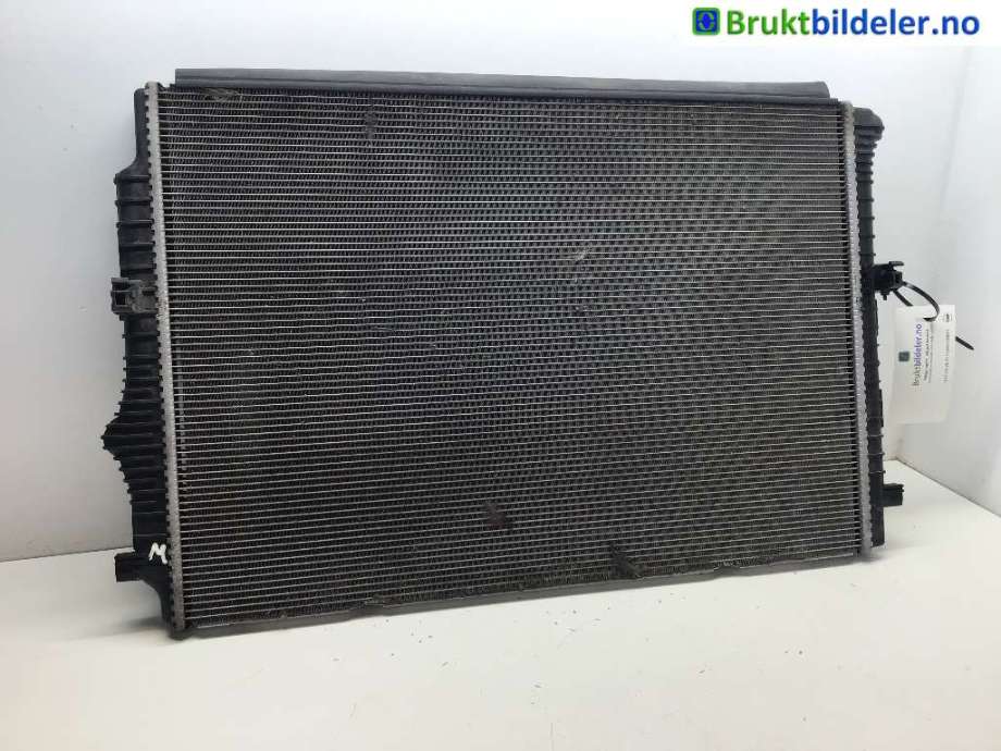 Radiator (automat gir) til Škoda Kodiaq, 2017-->>  (SKODA|5Q0 121 251 EN)