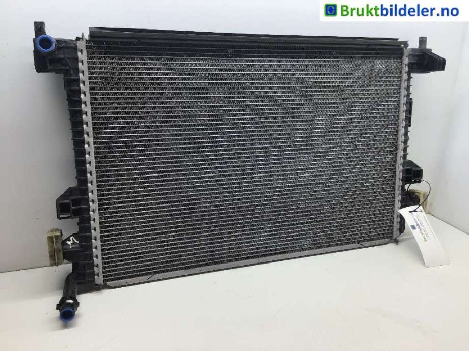 Radiator (automat gir) til Škoda Kodiaq, 2017-->>  (SKODA|5Q0 121 251 HQ)