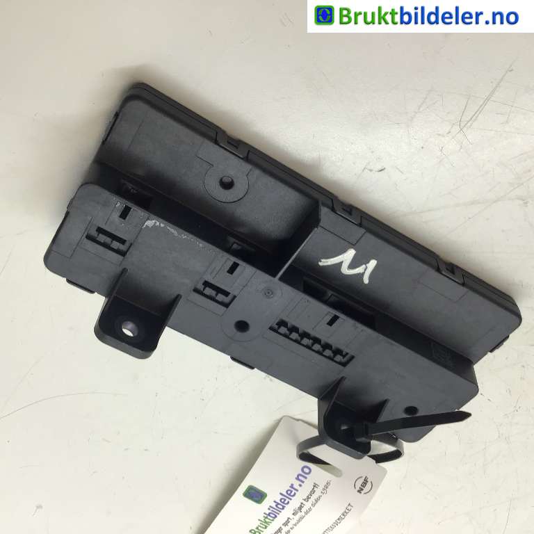 Styreenhet batteri til Mercedes EQC 2019-->>  (MERCEDES|A 789 900 55 00|5DI 014.239-20|EB300-081)