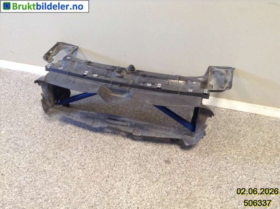 Frontplate øvre til BMW 3-Serie, 2012-2018 (F30/F31/F34) (F30/F31/F34) (BMW|51 64 7 245 786)