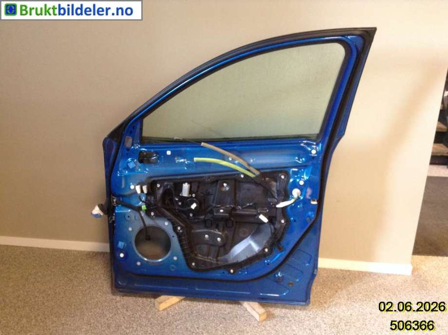 Dør høyre foran til Mazda CX-5 2012-2017 (Type I)  (MAZDA|KDY35802XF|)