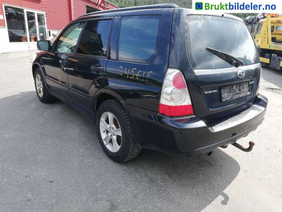 Støtfanger bak til Subaru Forester 2005-2008 (Type II, Fase 2)  (SUBARU|)