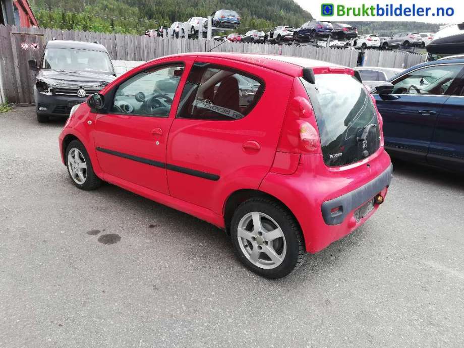 Dør venstre bak til Peugeot 107, 2006-2014  (PEUGEOT|)