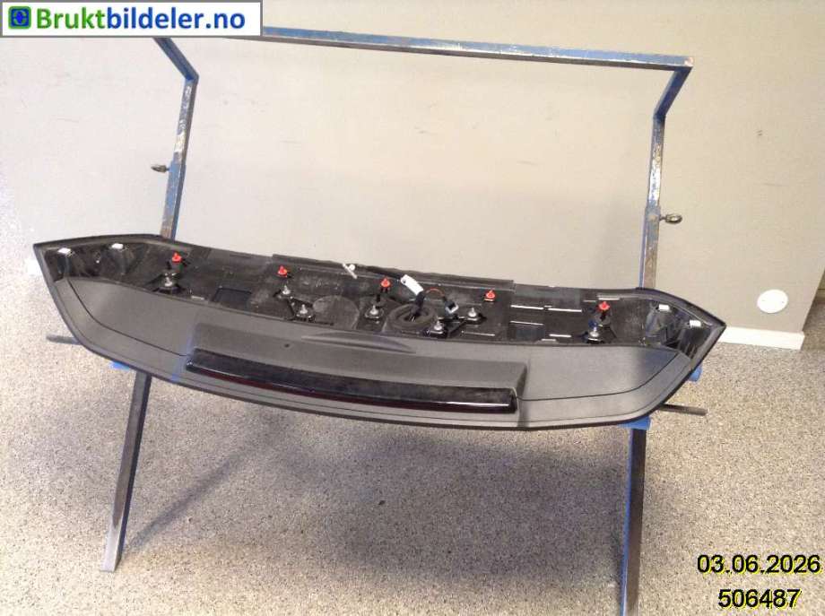 Spoiler bakluke til Škoda Enyaq 2021-->>  (SKODA|5LG 827 940 A||5LG 827 940 B)
