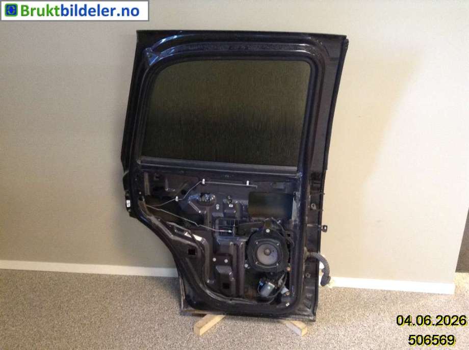 Dør venstre bak til Chevrolet Tahoe 2001-2005 (Type II)  (CHEVROLET|)