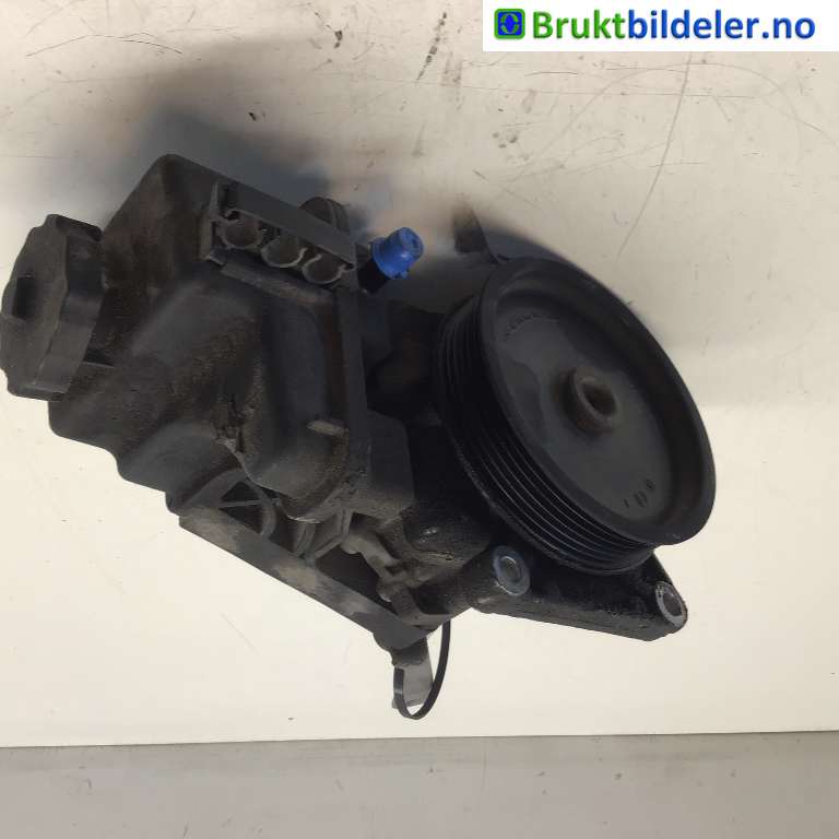 Servo pumpe mekanisk til Mercedes C-Klasse 2011-2014 (Fase 2) (W204) (W204) (MERCEDES|A 006 466 15 01|7693 900 509|)