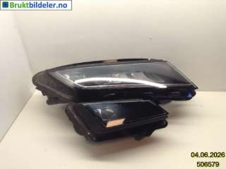 Frontlykt høyre halogen til Škoda Kodiaq,   (SKODA|566 941 016 E|1ZX 012 669-26|566 941 016 H)