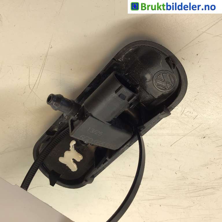 Lyktespylerdyse til VW ID.3 2020-->> (VOLKSWAGEN|5G0 955 986|)
