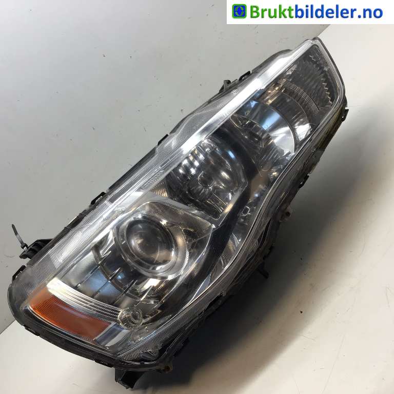 Frontlykt høyre xenon til Mitsubishi Outlander 2010-2012 (Type II, Fase 2) (MITSUBISHI|8301B558|)