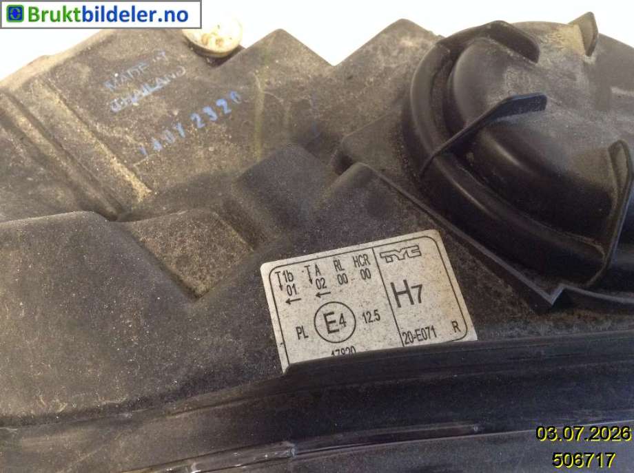 Frontlykt høyre halogen til BMW 1-Serie 2011-2015 (Fase 1) (F20/F21) (F20/F21) (BMW|63 11 7 229 672|)