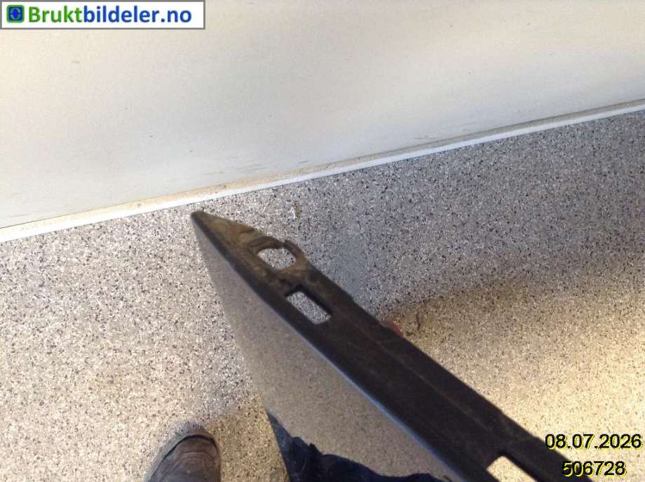 Støtfanger bak til BMW 1-Serie 2011-2015 (Fase 1) (F20/F21) (F20/F21) (BMW|51 12 7 293 557|)