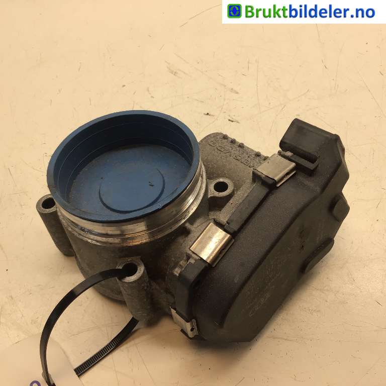 Spjeldhus til Audi A4, 2007-2014 (Type IV) (B8) (B8) (AUDI|06E 133 062 C)