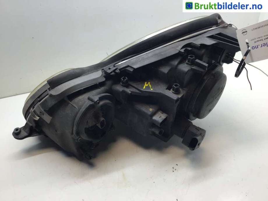 Frontlykt høyre halogen til Mercedes E-Klasse 2002-2006 (Fase 1) (W211) (W211) (MERCEDES|A 211 820 02 61|)