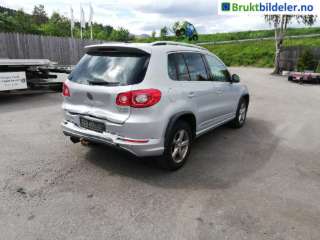 Dør høyre bak til VW Tiguan, 2011-2016 (Type I, Fase 2)  (VOLKSWAGEN|)