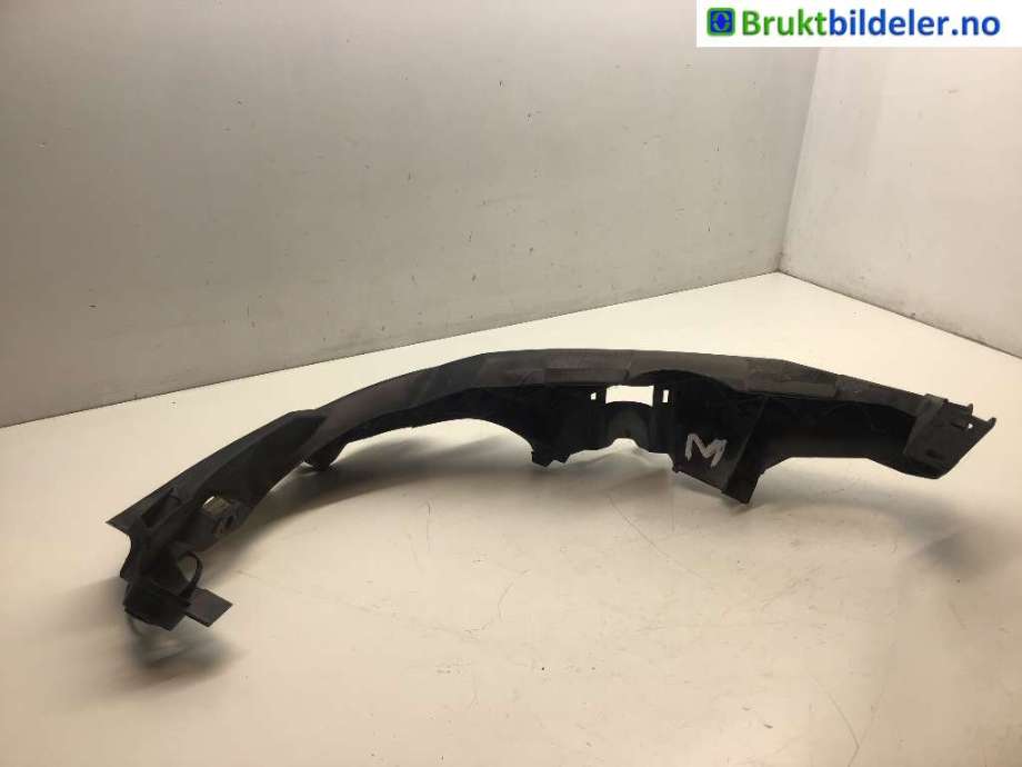Frontlyktehus til BMW 3-Serie 2005-2011 (E90/E91/E92/E93) (E90/E91/E92/E93) (BMW|51 64 7 138 401|)