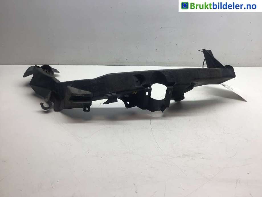 Frontlyktehus til BMW 3-Serie 2005-2011 (E90/E91/E92/E93) (E90/E91/E92/E93) (BMW|51 11 7 138 402|)