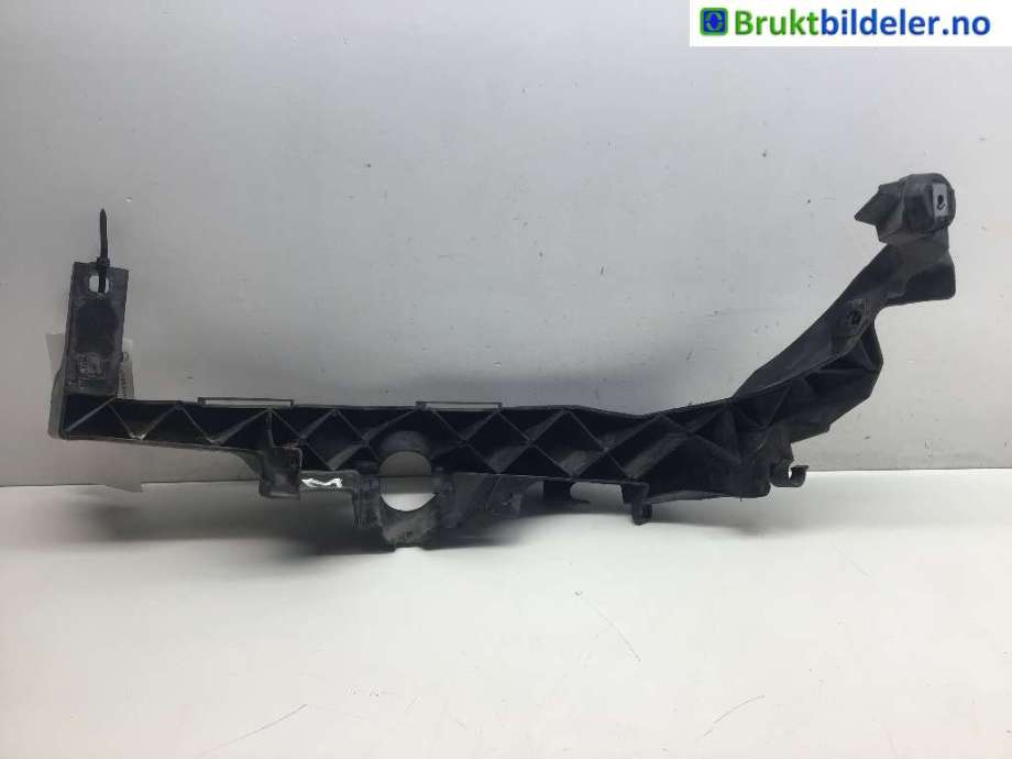 Frontlyktehus til BMW 3-Serie 2005-2011 (E90/E91/E92/E93) (E90/E91/E92/E93) (BMW|51 11 7 138 402|)