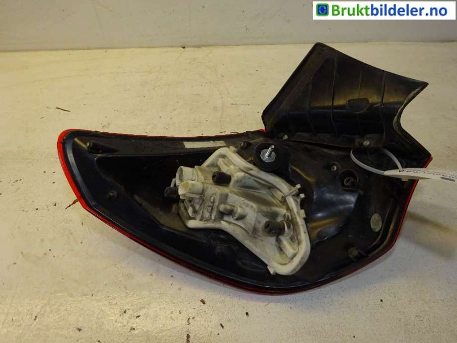 Baklykt høyre til Opel Astra J 2010-2015  (OPEL|13319948|)