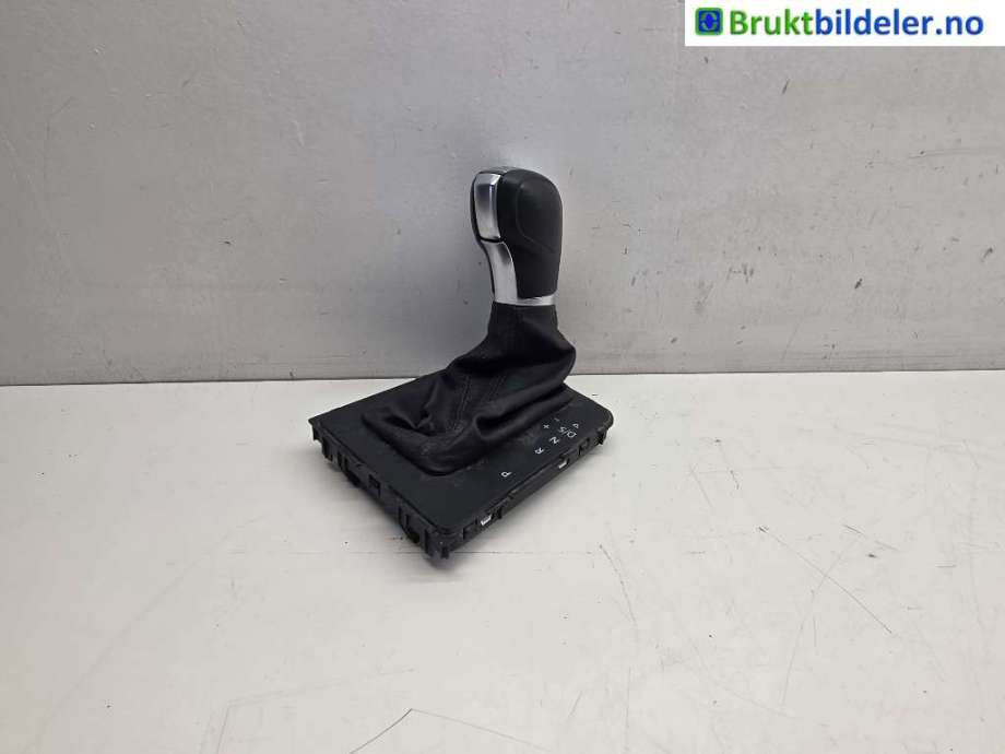 Diverse deler til VW Golf Sportsvan 2014-2018 (VOLKSWAGEN|517 713 203 A|)