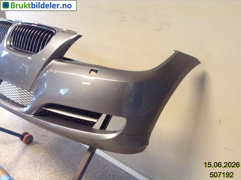 Støtfanger foran til BMW 3-Serie 2005-2011 (E90/E91/E92/E93) (E90/E91/E92/E93) (BMW|51 11 7 204 249|)