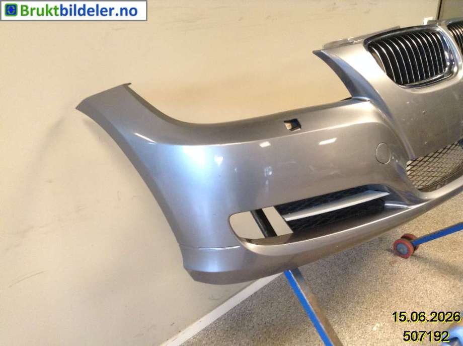 Støtfanger foran til BMW 3-Serie 2005-2011 (E90/E91/E92/E93) (E90/E91/E92/E93) (BMW|51 11 7 204 249|)