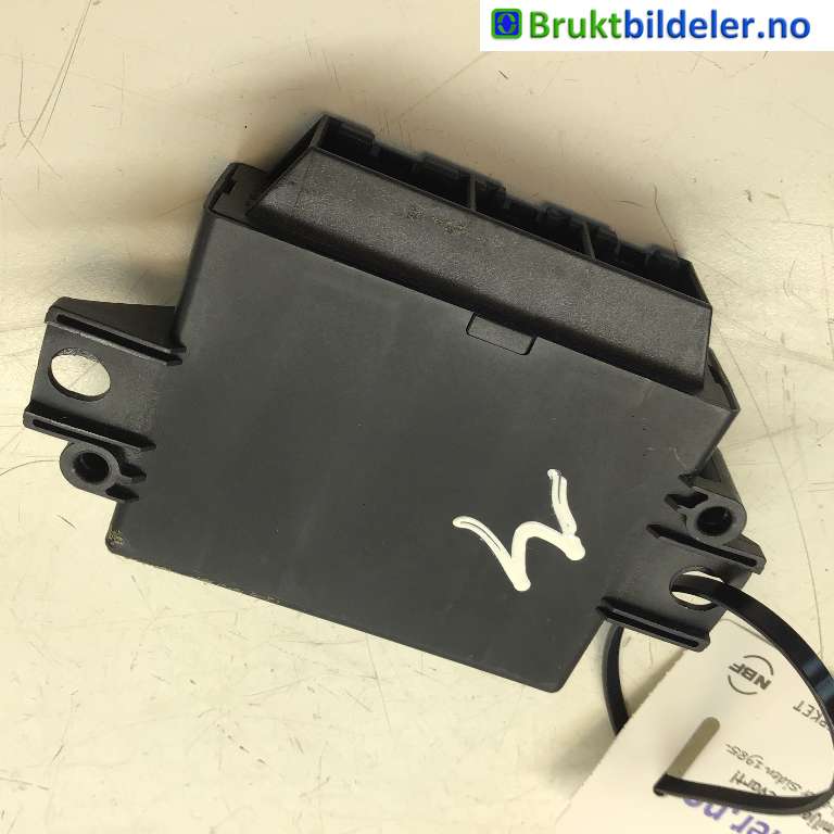 Styreenhet parkering til Audi Q5 2008-2012 (Type I, Fase 1) (AUDI|8K0 919 475 R|604.350|)