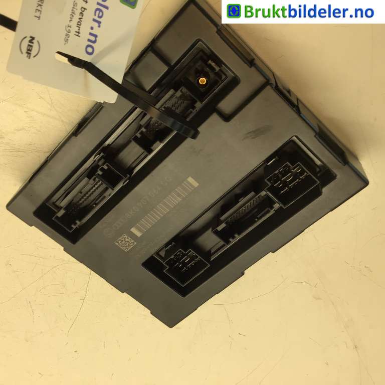Styreenhet comfort (BCM) til Audi Q5, 2008-2012 (Type I, Fase 1)  (AUDI|8K0 907 064 CQ)