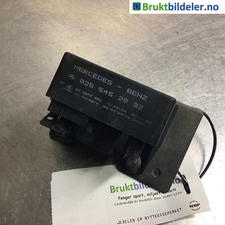 Rele gløde til Mercedes Vito/Viano 1996-2003 (W638) (W638) (MERCEDES|025 545 28 32|)
