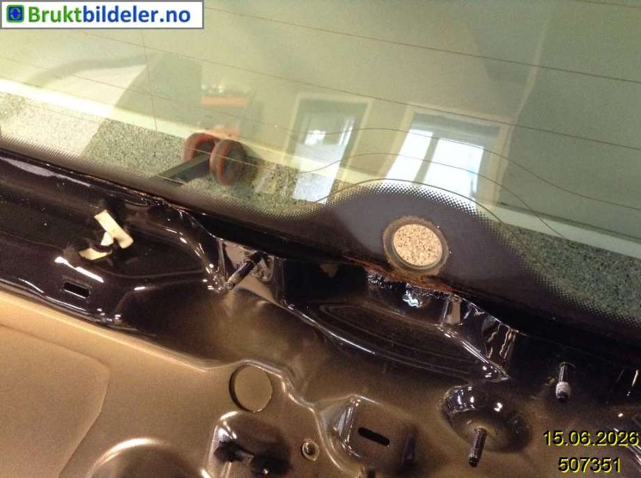 Bakluke til VW Tiguan 2007-2011 (Type I, Fase 1) (VOLKSWAGEN|5N0 827 025 G|)