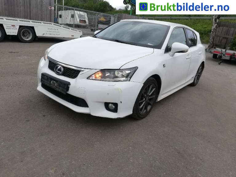 Støtfanger foran til Lexus CT, 2010-2020  (LEXUS|)