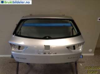 Bakluke til Seat Leon,   (|5F9 827 024)