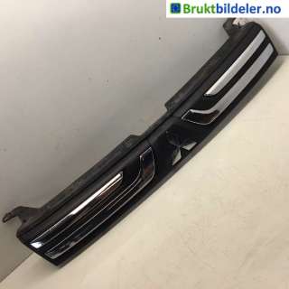 Grill til Mitsubishi Outlander, 2012-2015 (Type III, Fase 1)  (MITSUBISHI|7450A743)