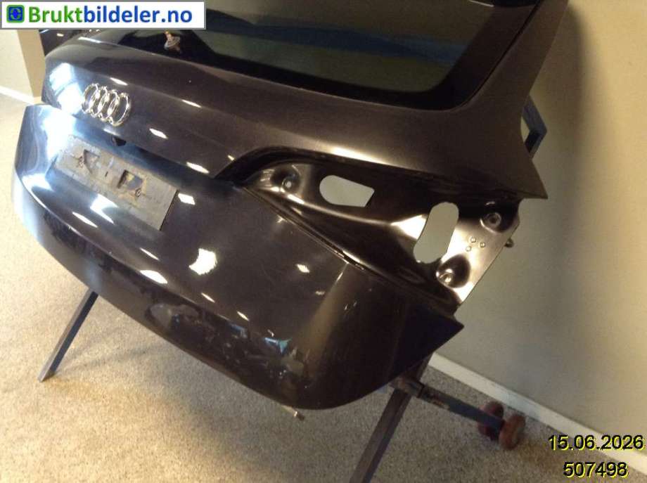 Bakluke til Audi Q5 2008-2012 (Type I, Fase 1)  (AUDI|8R0 827 023 C|)