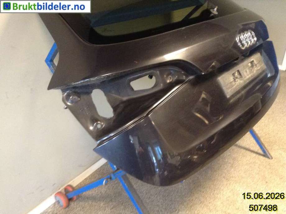 Bakluke til Audi Q5 2008-2012 (Type I, Fase 1)  (AUDI|8R0 827 023 C|)