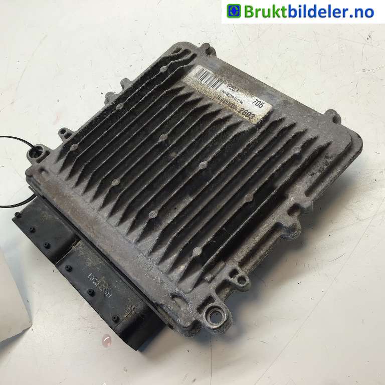 Styreenhet motor til Mercedes Vito 2014-->> (W447) (W447) (MERCEDES|A 651 900 28 03|0 281 031 244|)