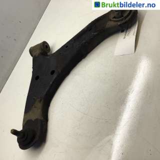 Bærebru venstre foran nedre til Suzuki Grand Vitara,   (SUZUKI|45202-65J00)