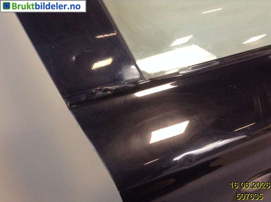 Dør høyre foran til Mitsubishi Outlander 2012-2015 (Type III, Fase 1)  (MITSUBISHI|5700B672|)