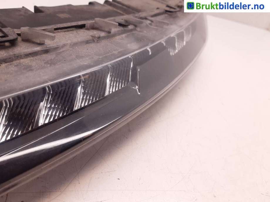 Tåkelykt venstre foran til Citroën C4, Picasso 2013-2018 (Type II)  (CITROEN|98 167 148 80|89250751|)