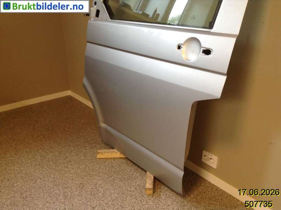 Dør venstre 2dørs til VW Transporter / Caravelle 2009-2015 (Fase 2) (T5) (T5) (VOLKSWAGEN|7E5 831 055 E||7LA 831 055 C)