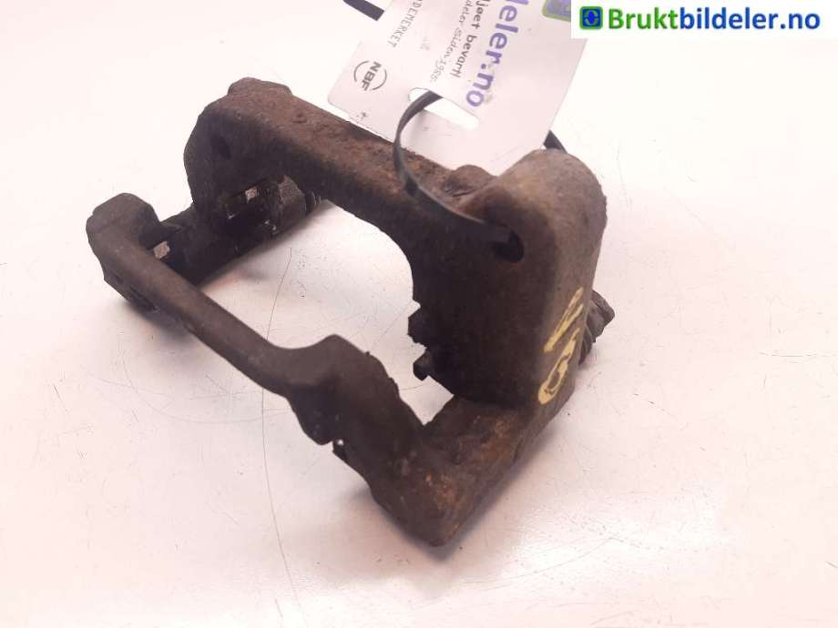 Bremsecaliper brakett til Peugeot Partner, 2019-->> (Type III)  (PEUGEOT|16 089 990 80)