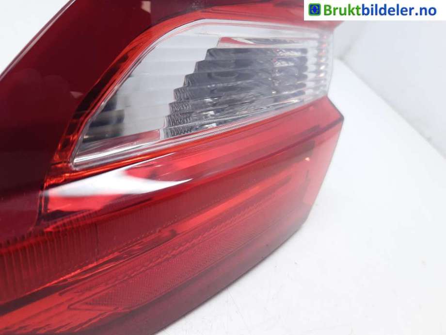 Baklykt høyre indre til Ford Fiesta 2017-->> (Type VII)  (FORD|H1BB-13A602-BH|)