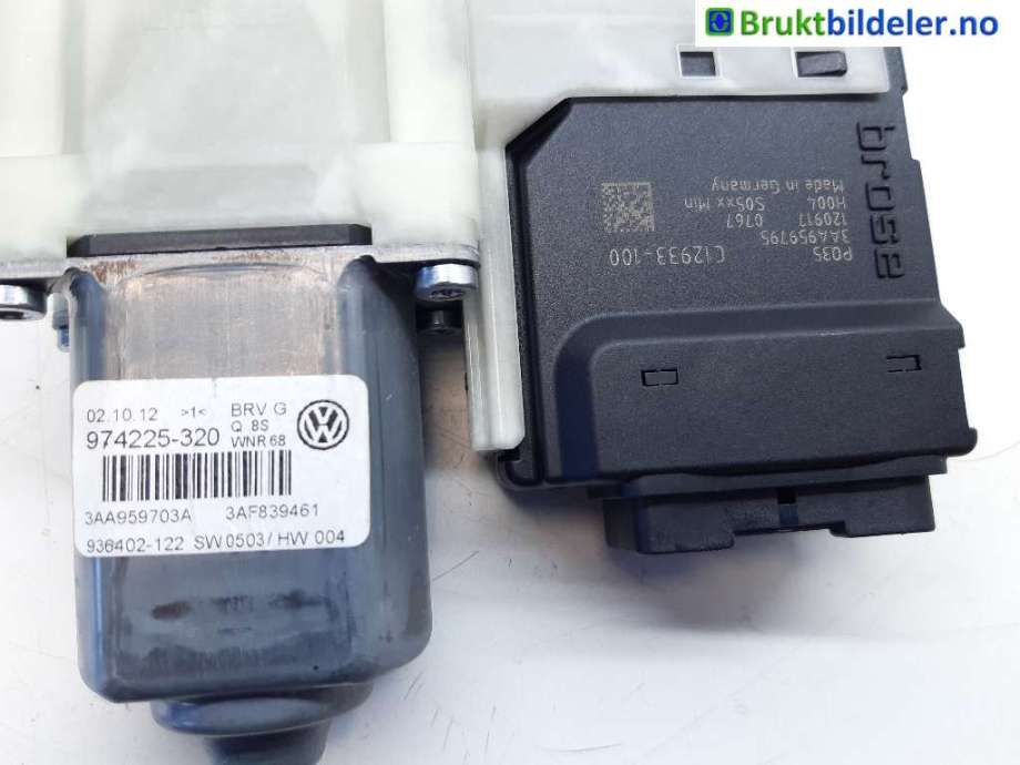 Ruteheis venstre bak til VW Passat 2011-2015 (B7) (B7) (VOLKSWAGEN|3AA 959 703 A|962619-100|)