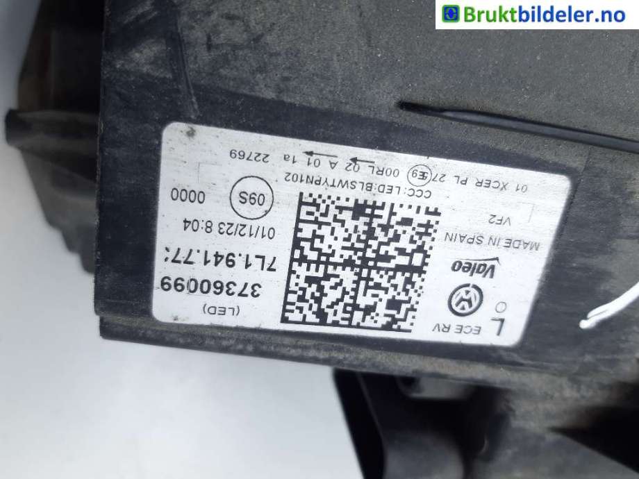Frontlykt venstre halogen til VW Transporter / Caravelle 2019-->> (T6.1) (T6.1) (VOLKSWAGEN|7L1 941 773|37360099|)
