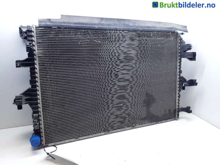 Radiator (automat gir) til VW Transporter / Caravelle, 2019-->> (T6.1) (T6.1) (VOLKSWAGEN|7E0 121 253 F)
